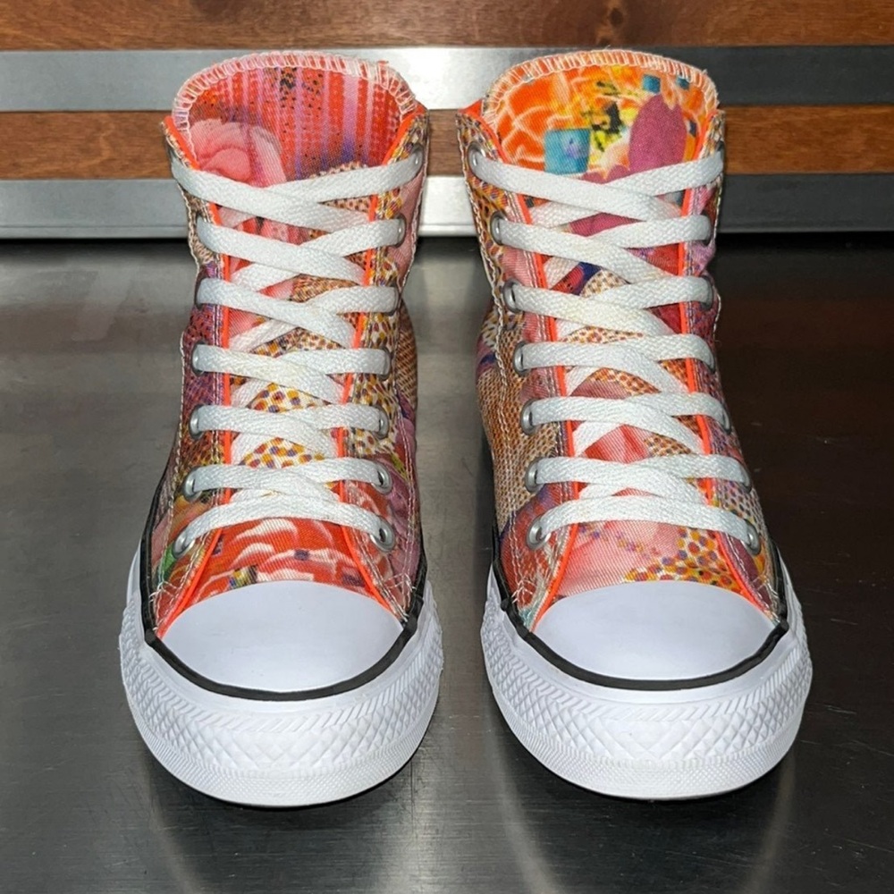 🌼🌹🌻Converse Women's Digital Floral Sneakers 🌸🌺🌷 - Picture 4 of 10